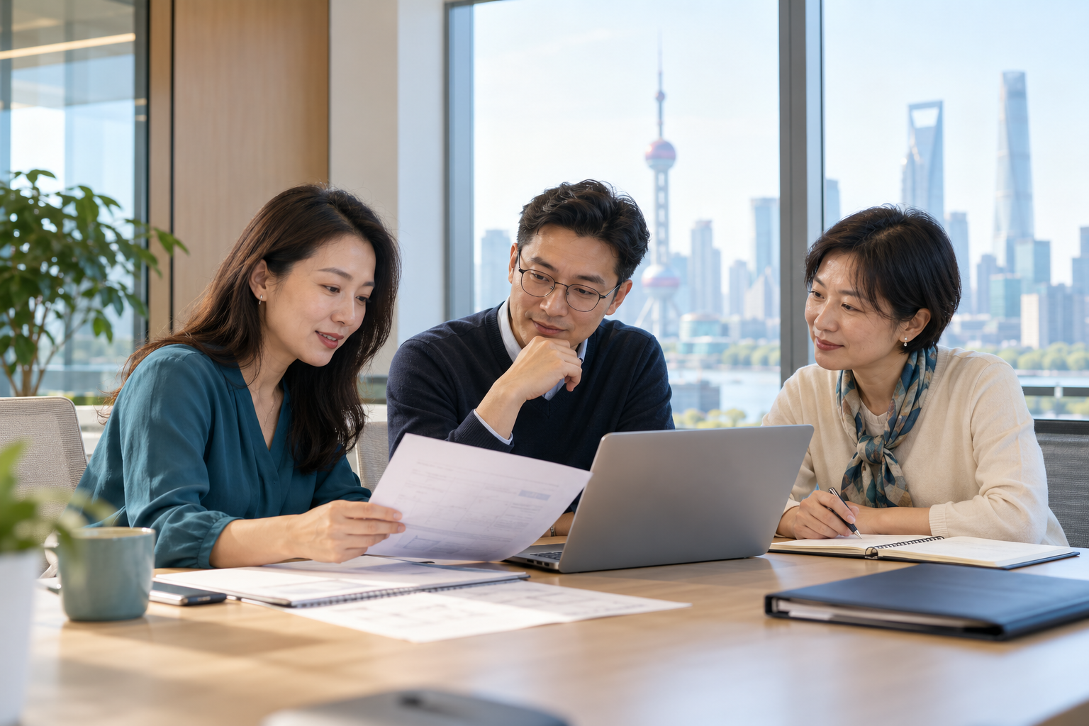 Huorio Health international patient coordination team reviewing a care journey in Shanghai